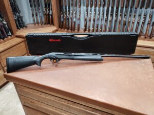 Benelli Super Black Eagle 3 20 Gauge 28" Semi-auto Shotgun